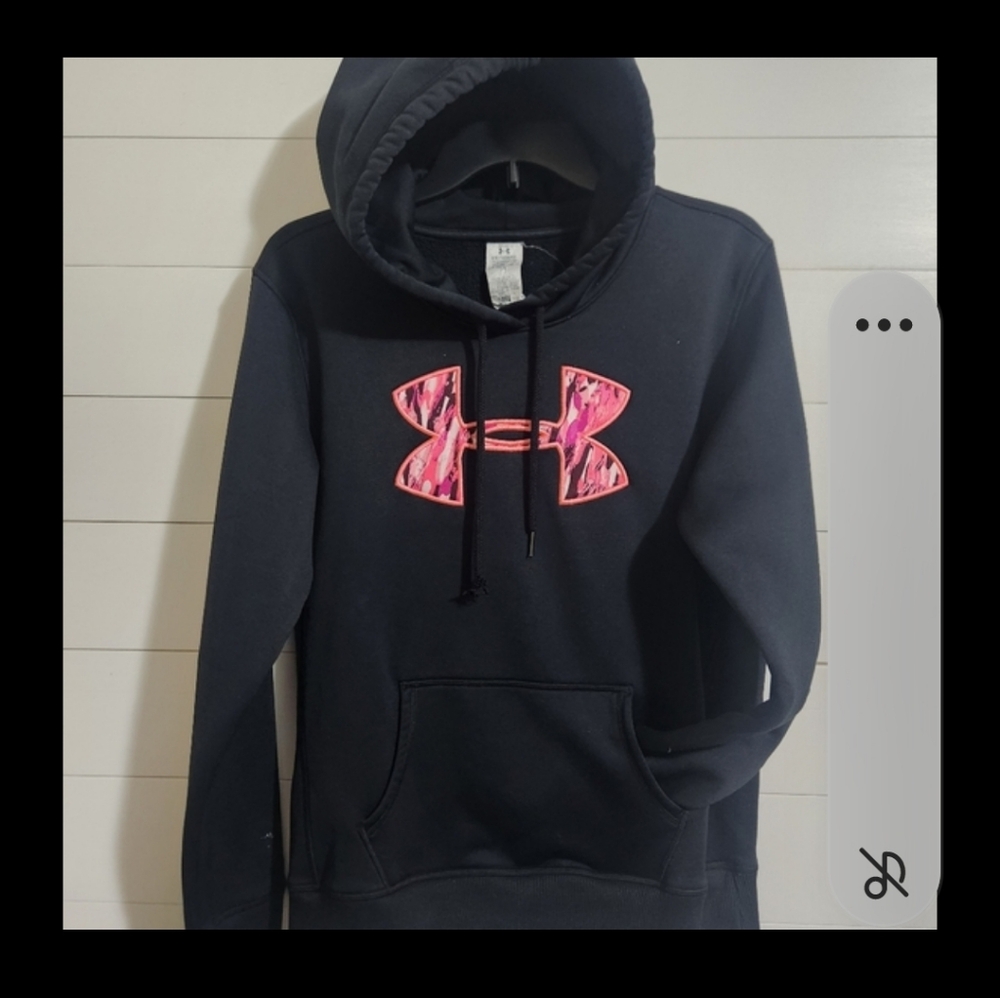 Under Armor Hoodie Sweatshirt. Women's Cold Gear, Black&Pink UA Logo,size M